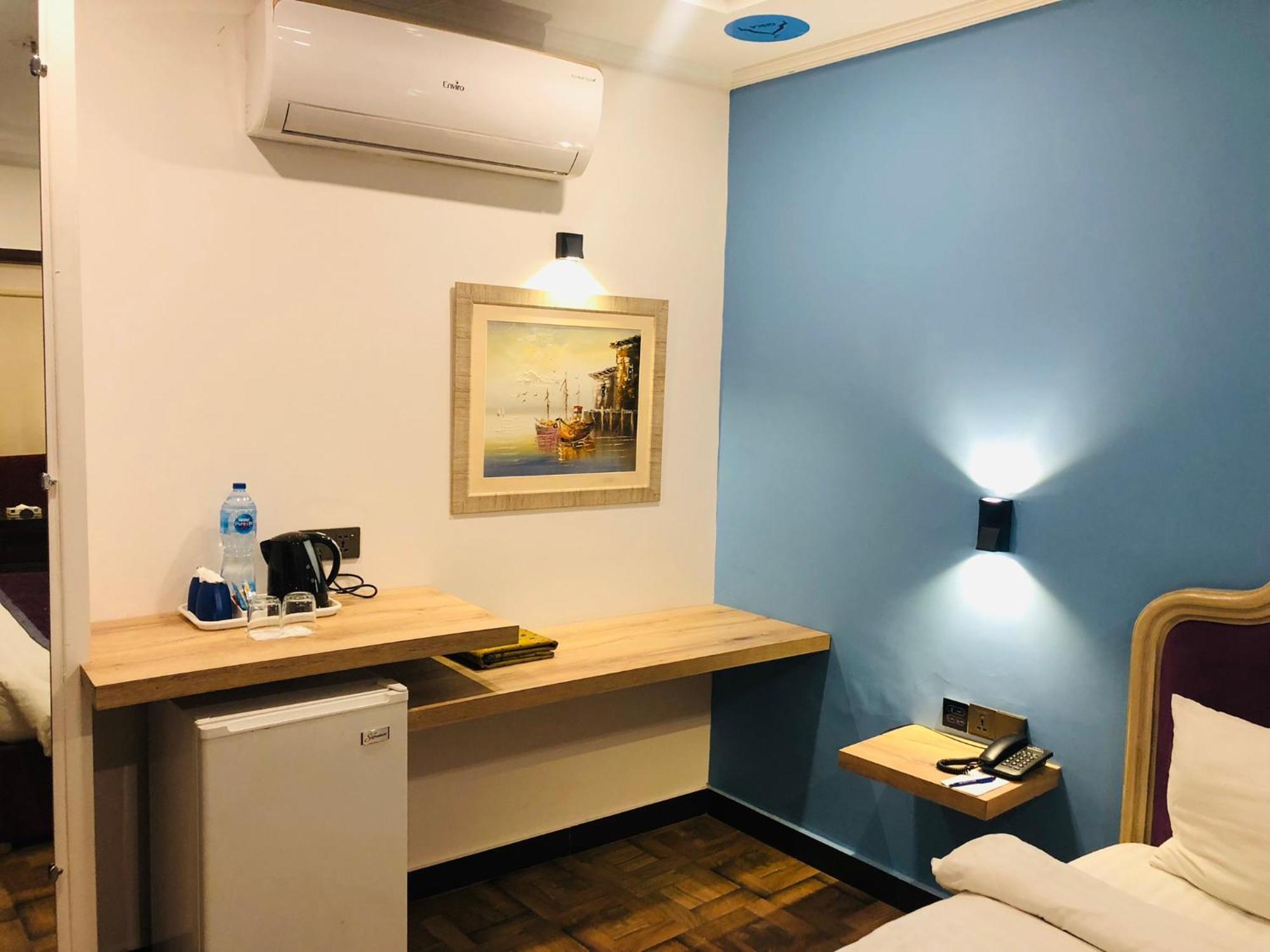 לאהור Hotel Oban מראה חיצוני תמונה